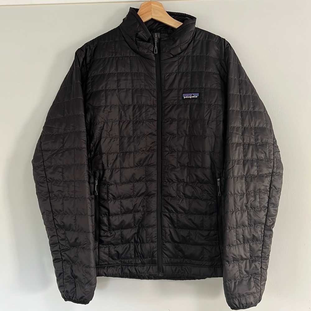 NWT Patagonia Nano Puff Jacket in Black